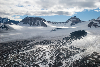 Illustration for article titled Antarctica May Hold the Key to Regulating Mining in Space